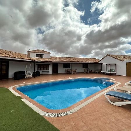 Villa With Pool In The Centre Of Fuerteventura Antigua  Exterior foto